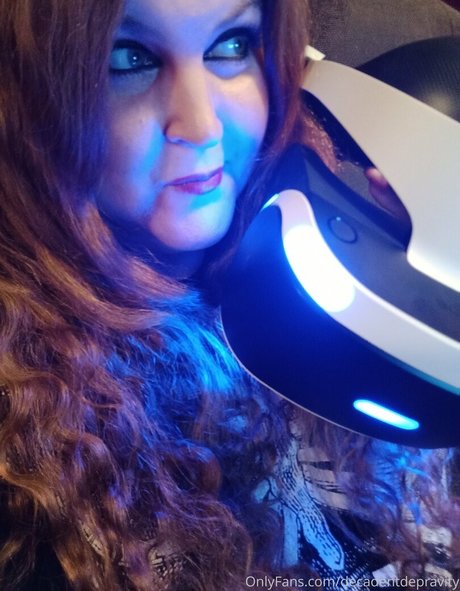 decadentdepravity sexy model image