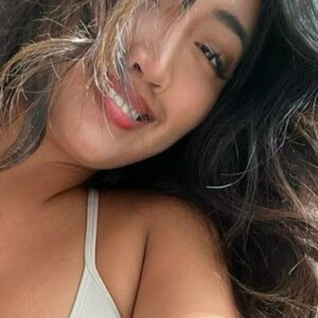 thicksie naked actress img