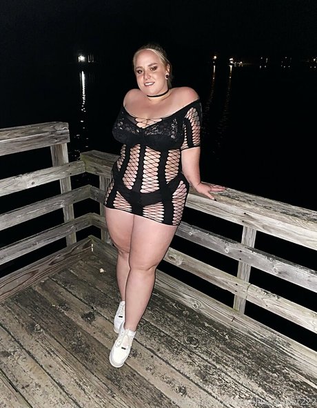 carolinequinnvip pornstar top images