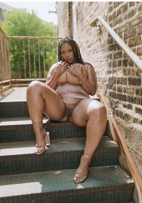 brijamonet pretty pornstar picture