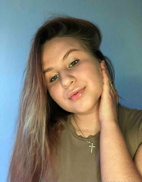 big mamasita sexy actress gallery