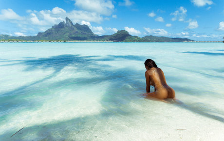 Elizabeth Chevalier pornstar free pictures