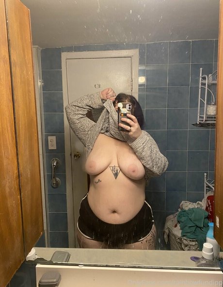 rainbowfundipp model erotic images