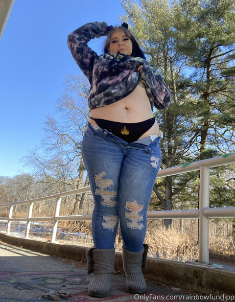 rainbowfundipp nude star image