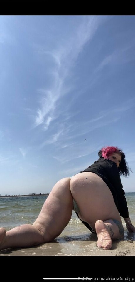 asian granny onlyfans top image