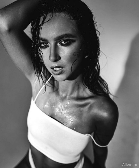 allwene free erotic pornstar galleries