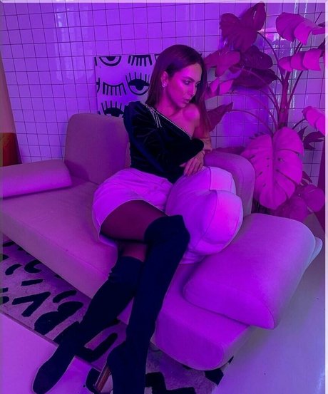 allwene free porn actress img