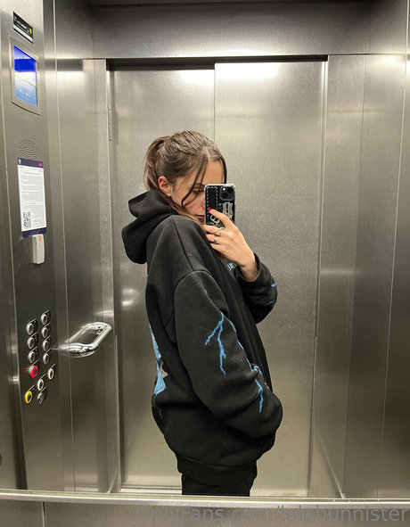 lovelylollyhehe xxx actress img