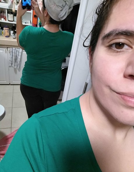 flowerpower87 pornographic model picture