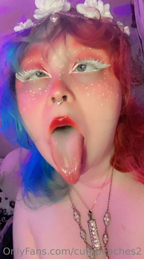 cutepeaches2 hd pornstar photos