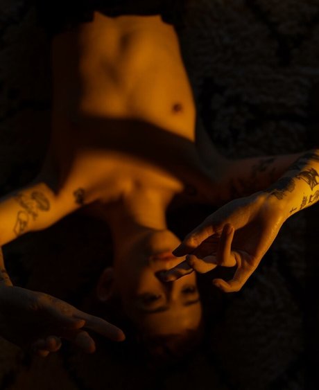 Ann Cid sexy star image