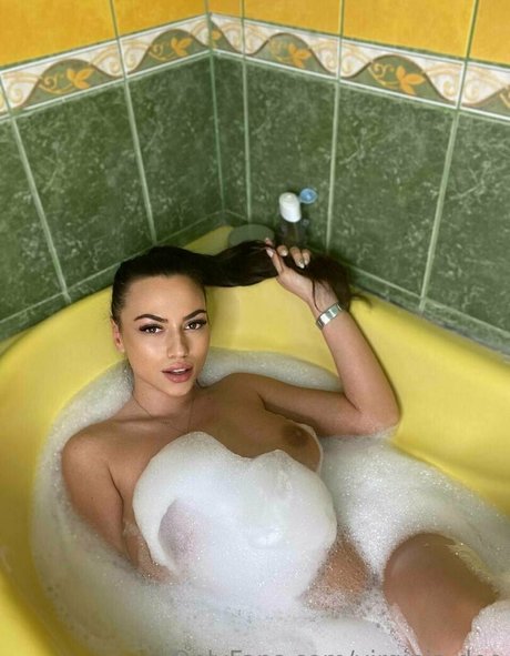 virginia dee pretty model photos