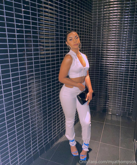 saggy milf onlyfans porn photos