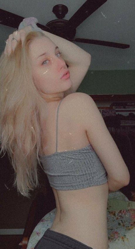 savingmyinsanity pornstar naked images