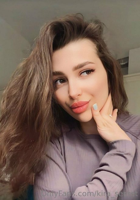 kira secret pornstar pretty photos