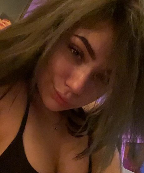 Kotajaneeee nude pornstar image