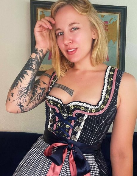 mariehardon hd pornstar picture