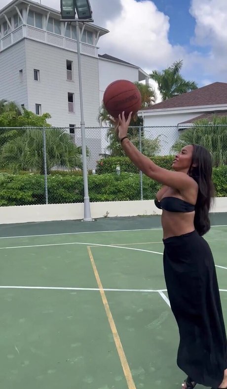 amateur onlyfans hot naked pic