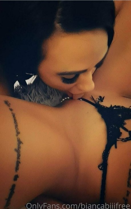 biancabiiifree naked actress galleries