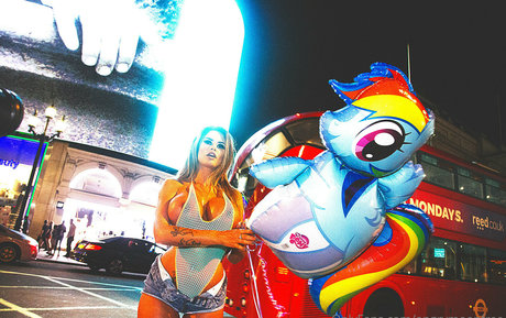 Sassy 333 star nudes pic