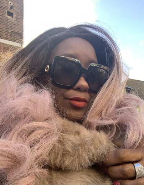 madam___caramel star sex gallery