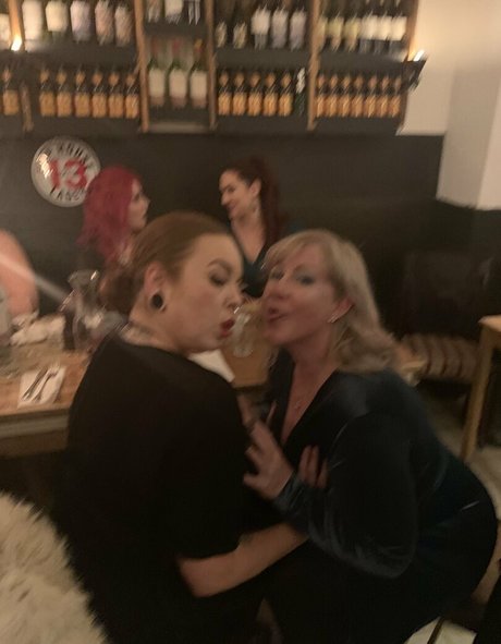 madam___caramel free pornstar photo