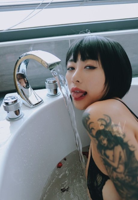 Maimaiwhyder model pretty pic