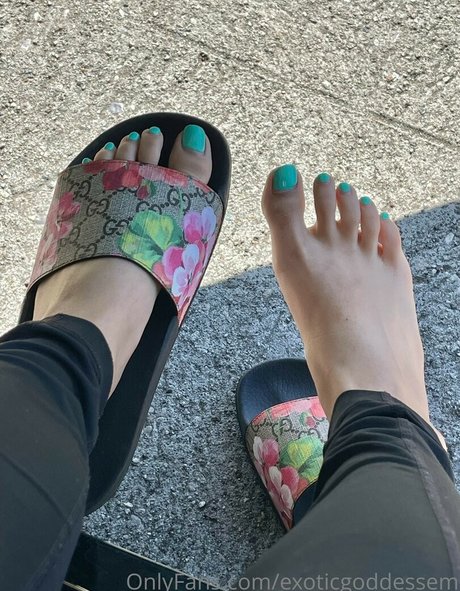 camping onlyfans erotic pic