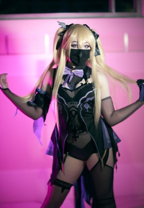 bodybuilder nude onlyfans pornographic photos