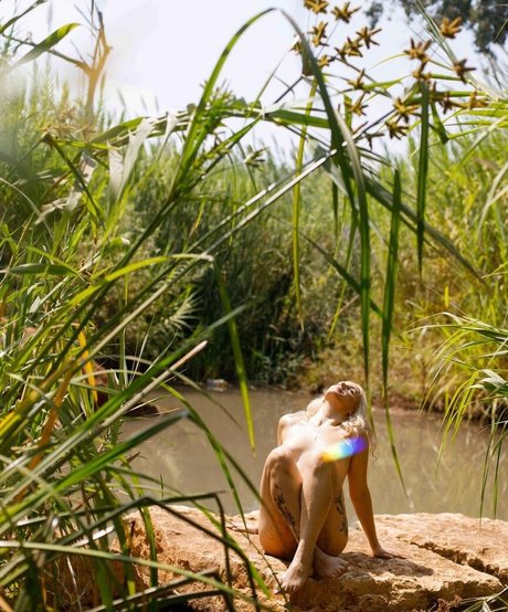 Yuval Gold star top gallery