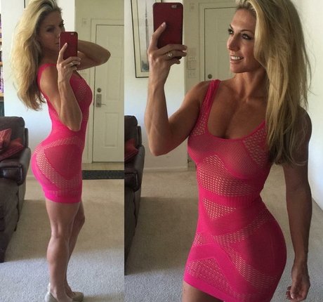 Callie Bundy naked pornstar image