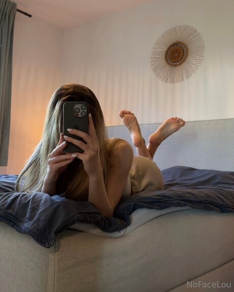 no face lou model erotic image