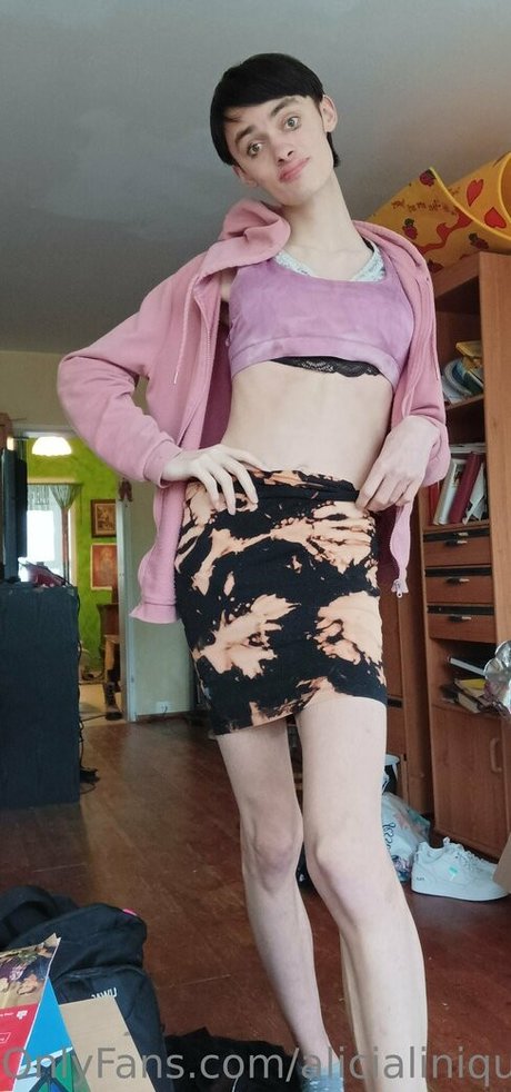 alicialiniquinn hd star pic