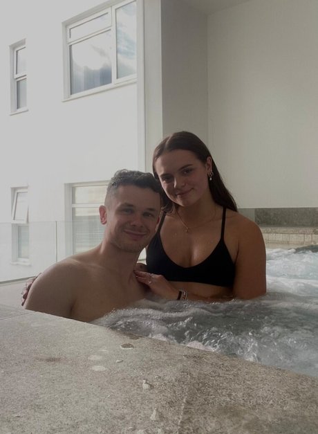 Lauren Lindsay pornographic model image