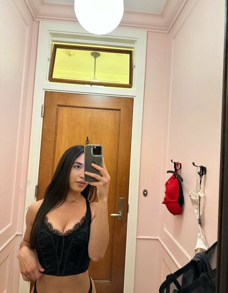 Noel Arevalo porn star pic