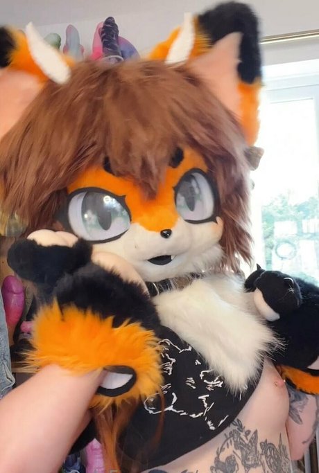 emberstarfur porn model pictures