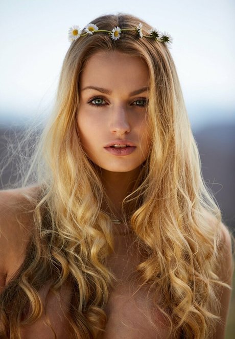 Emilia Jung perfect model gallery