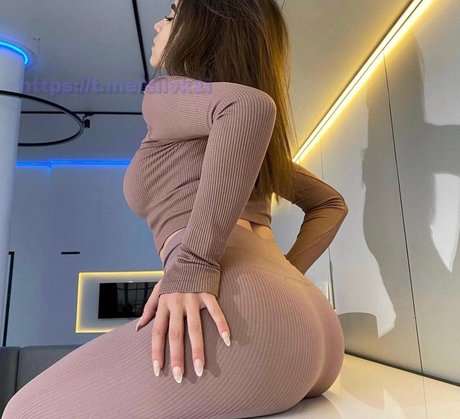 Anny myrrr_ star top archive