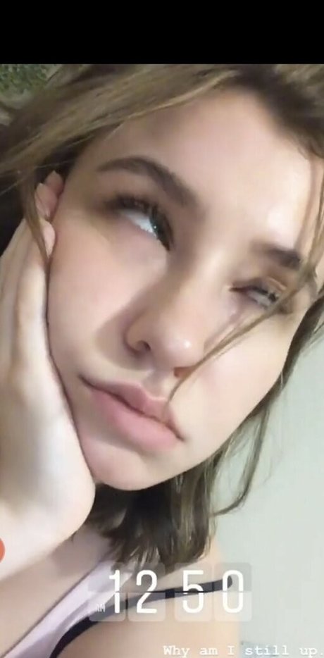 Katelyn Nacon adult actress photo