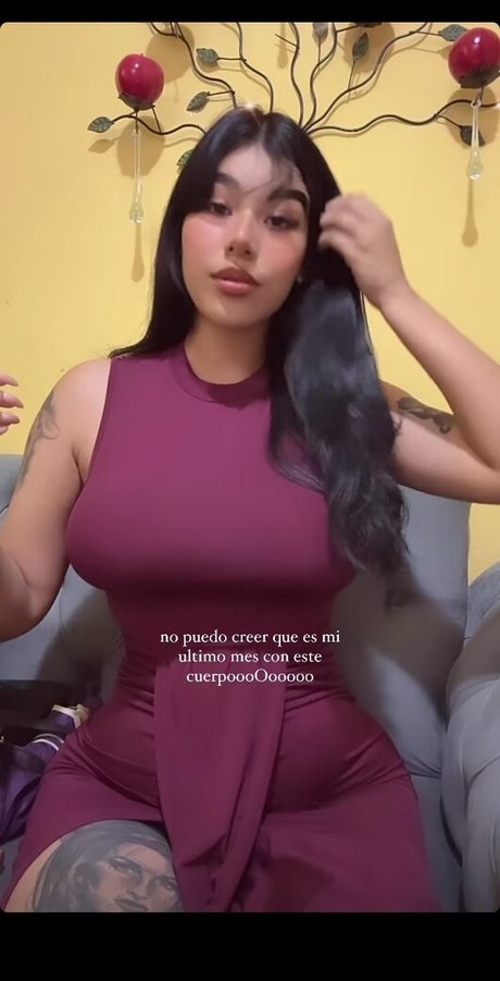 Fernanda V model nudes img