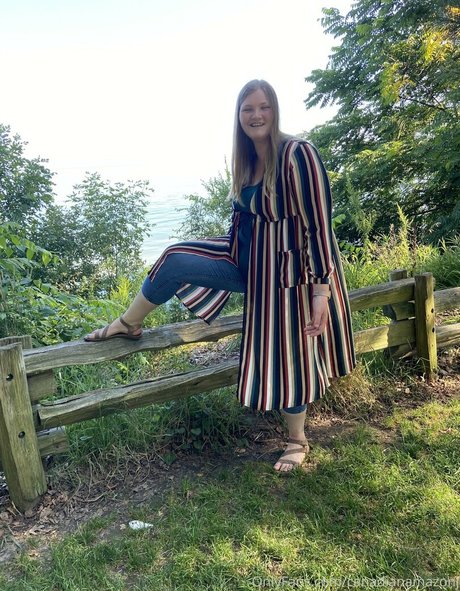 fat ass onlyfans free xxx images