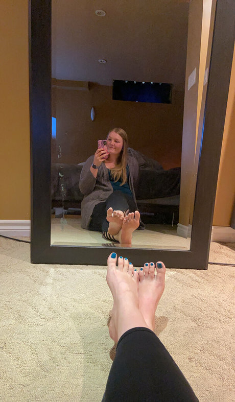 amazonjacq beautiful actress img