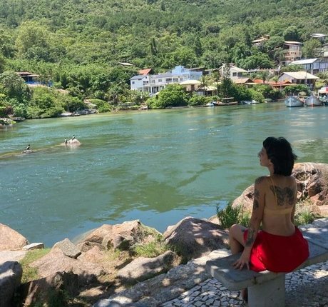 bruxa onilda nude pornstar gallery