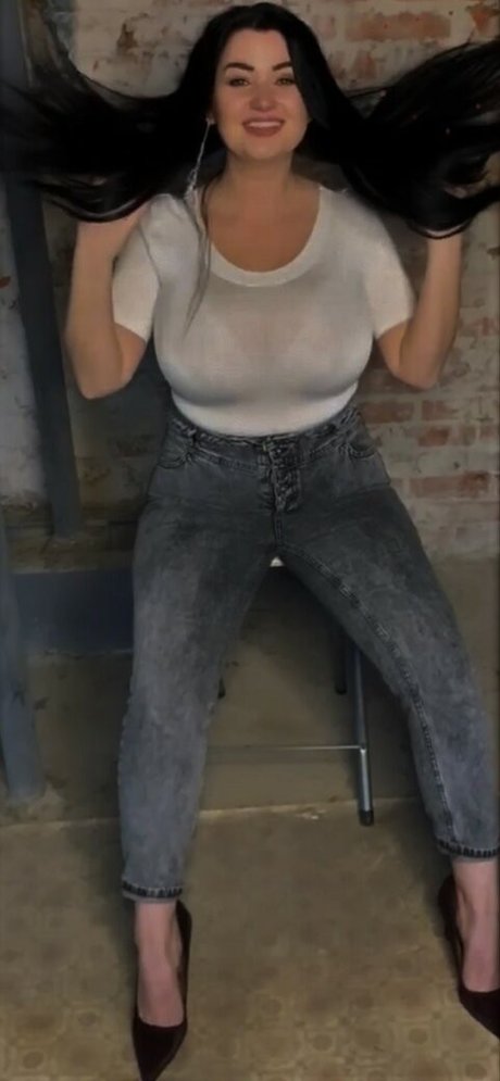 18 free onlyfans hot naked pics