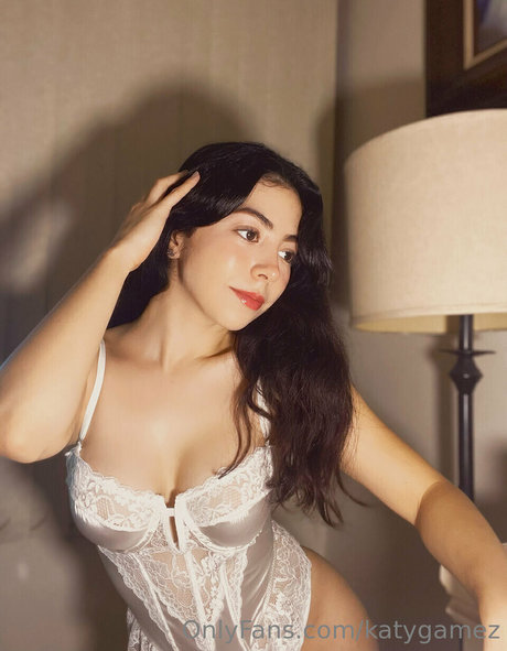 Katygamez pornstar adult picture