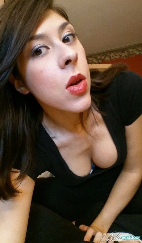 Nina1987 star hot image