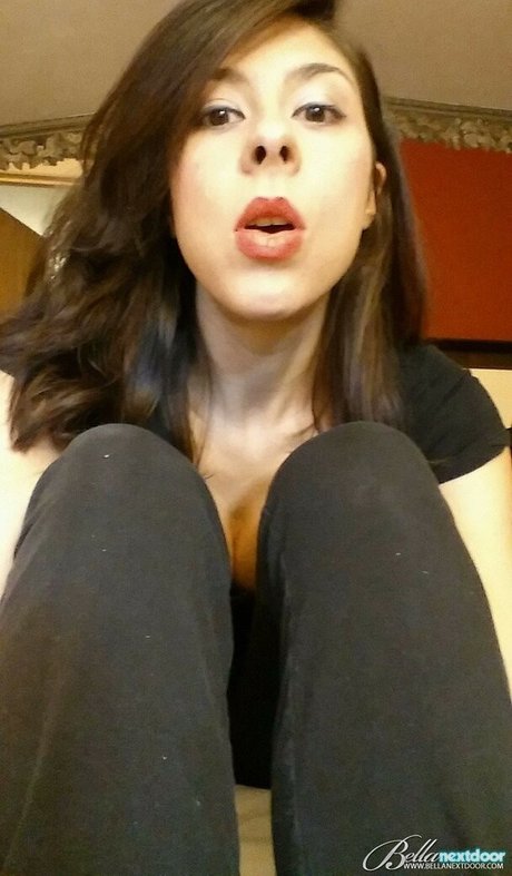 Nina1987 star pornographic photo