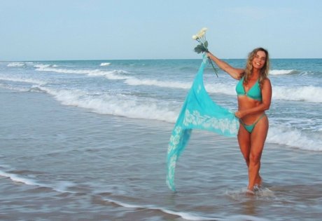 Bruna Lombardi free star img