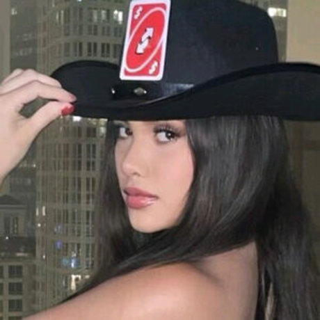 Dailydolly star photos