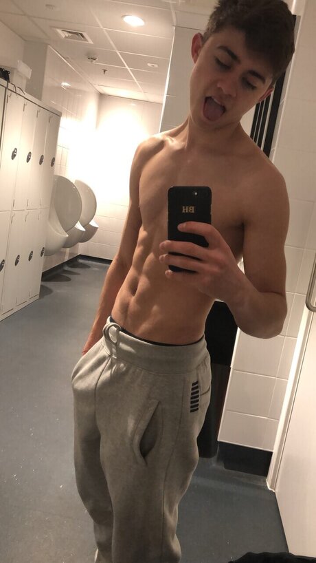 Elvis 13_ sex actress galleries